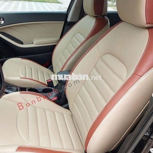 Kia Cerato 1.6 AT – đời 2018 – giá chỉ 399 tr