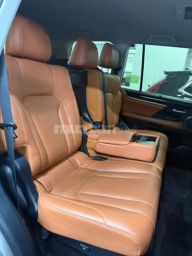Lexus LX570 2019 Odo: 54.243k km