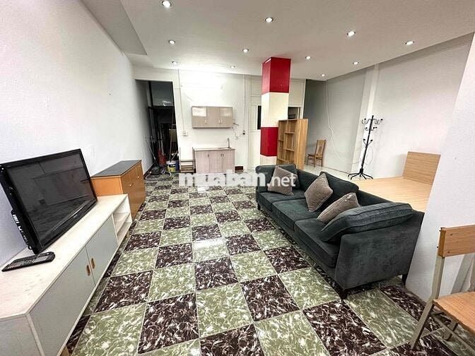 101 745 Quang Trung phòng 2 ngủ 3 giường dt 70m2 VSKK, thoáng đủ đồ