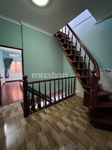 Bán gấp nhà gần MT đường – Trần Đình Xu, Q.1. Gần bộ CA