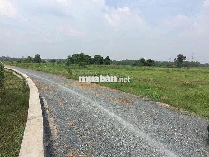 Cần bán lô đất mặt tiền bờ sông Sài Gòn ở Phú Hoà Đông, Củ Chi