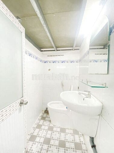 Trọ 3tr5 có gác hẻm 526 Linh Đông gần Phạm Văn Đồng