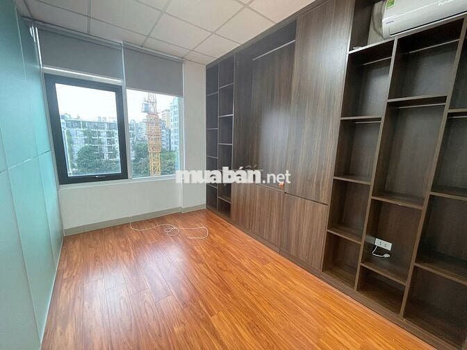 🏢 Cho thuê văn phòng 120m² – 23tr/tháng – Trần Thái Tông, Cầu Giấy