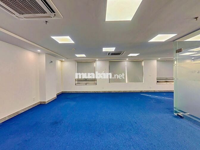 NHƯỢNG sàn VP 120m2 mặt phố Dịch Vọng Hậu, ô tô đỗ cửa