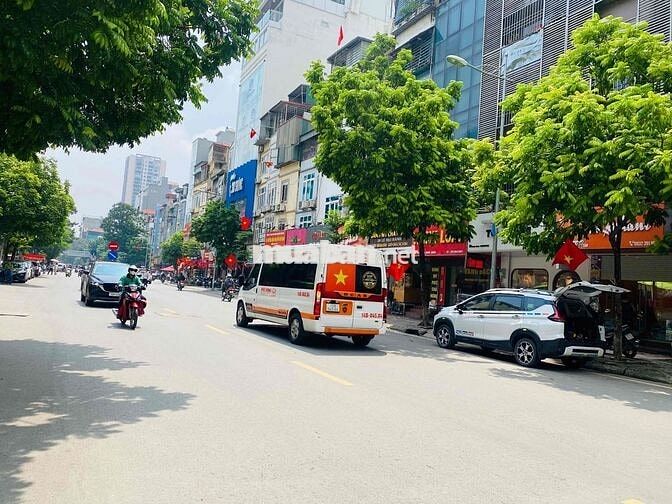 MẶT BẰNG KINH DOANH TẦNG 1 MẶT PHỐ TRẦN QUỐC HOÀN CÓ VỈA HÈ RỘNG