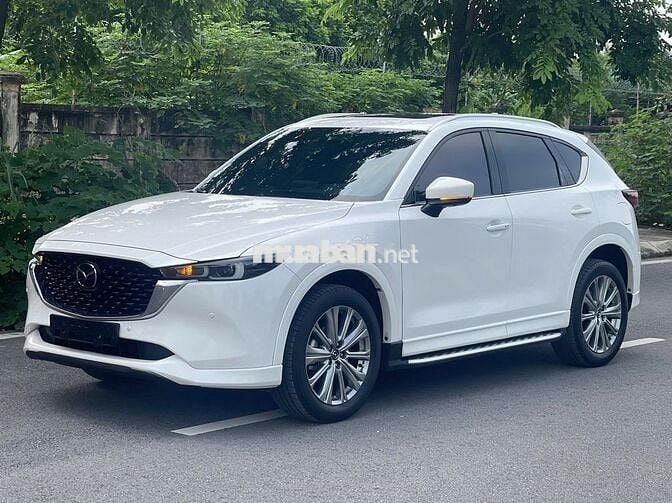 Xe Mazda CX5 Premium Exclusive 2.0 AT 2024 - Trắng
