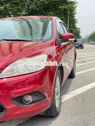 Ford Focus 2010 1.8 AT - 13000 km một chủ