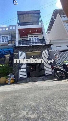 Cho thuê nhà 3 tầng mới tinh HXH Lâm Thị Hố - TCH chỉ 9tr/tháng