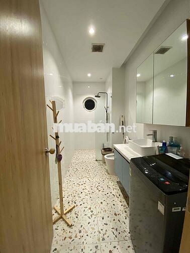 Cho thuê căn hộ dịch vụ 1 PN ở đường Lê Văn Sỹ Quận 3
