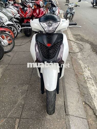 Honda SH 150 2015 mới 90% Bstp chính chủ