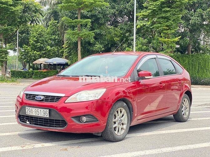 Ford Focus 2010 1.8 AT - 13000 km một chủ