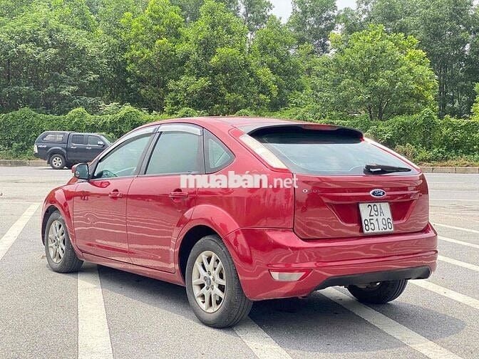 Ford Focus 2010 1.8 AT - 13000 km một chủ