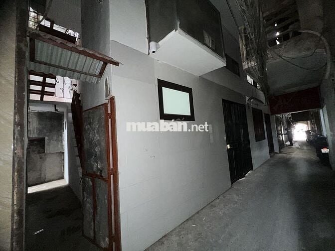 Mới xây ,Nguyên căn 5 tầng tại 2 ngõ 92 trương định