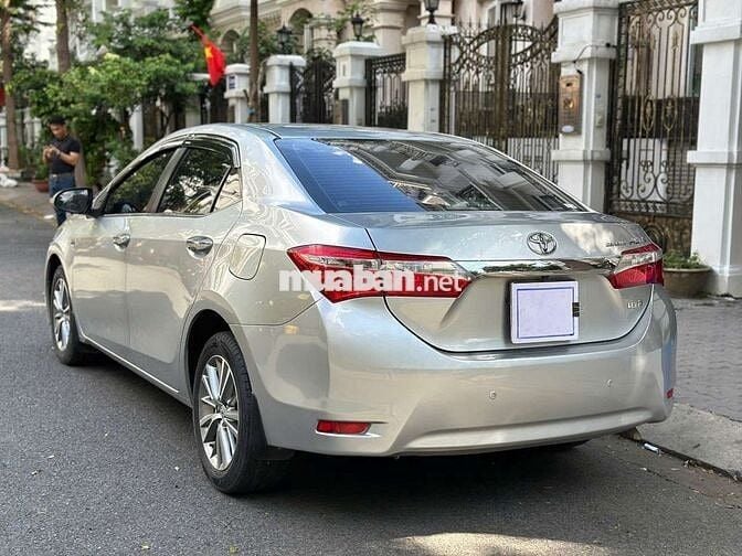 Một chủ sử dụng Toyota Corolla Altis 1.8G 2014
