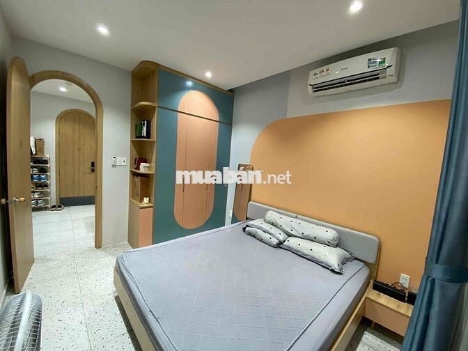 Cho thuê căn hộ dịch vụ 1 PN ở đường Lê Văn Sỹ Quận 3