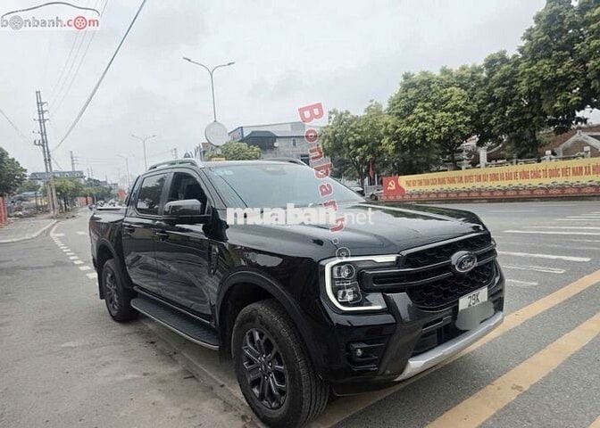 Xe Ford Ranger Wildtrak 2.0L 4x4 AT 2023