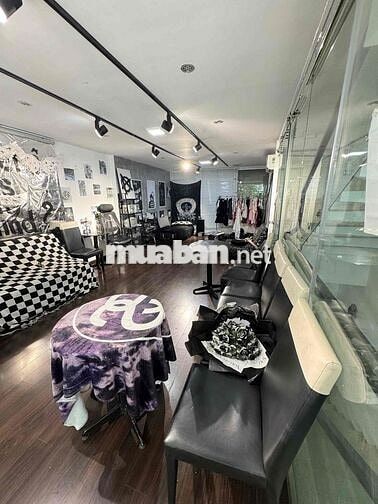 Cho thuê Villa sân vườn mini – Mặt tiền Nguyễn Đình Chính, Quận Phú Nh