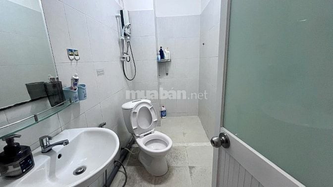Nhà hẻm 3G Trần Văn Đang P11 Q3 - 13tr
