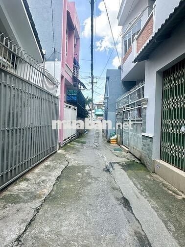 BÁN ĐẤT, NHÀ C4, GẦN VÀNH ĐAI 2 KHA VẠN CÂN