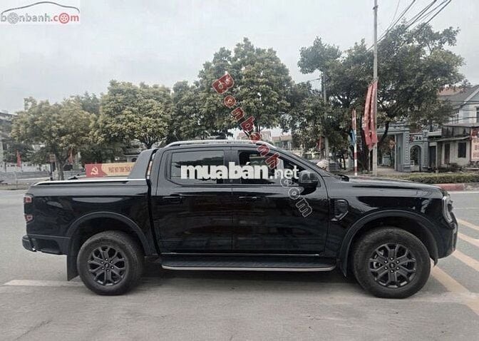 Xe Ford Ranger Wildtrak 2.0L 4x4 AT 2023