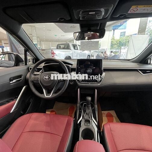 Toyota Corolla Cross GIẢM 50%LPTB +01 NĂM BHTX