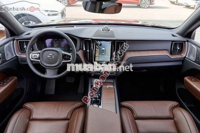 Volvo XC60 Ultra B6 AWD 2025