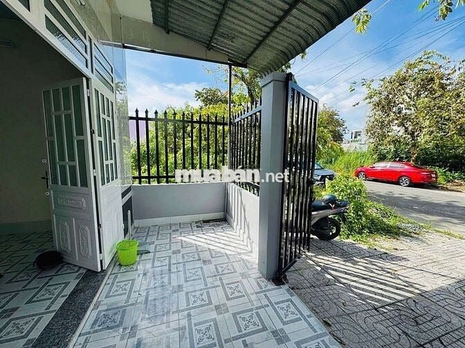 Bán nền tặng nhà đường D14 KDC Hồng Loan giá 2,9 tỷ