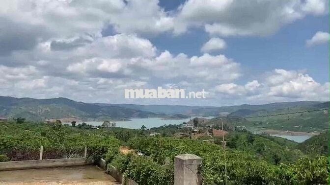 Lô đất xây biệt thự ngay ngã 3 Ea Sim 300m2, chưa đến 1 tỏi, đg nhựa