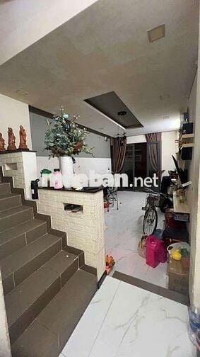 Bán nhà hẻm Hậu Giang, 4 tầng, ngang 4m dài 16m, chỉ 6,8 tỷ