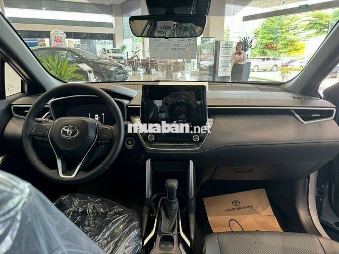 Toyota Corolla Cross GIẢM 50%LPTB +01 NĂM BHTX