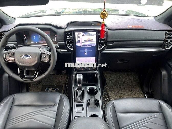 Ford Everest Titan 4x2 2022 - Xe Lướt Chính Hãng