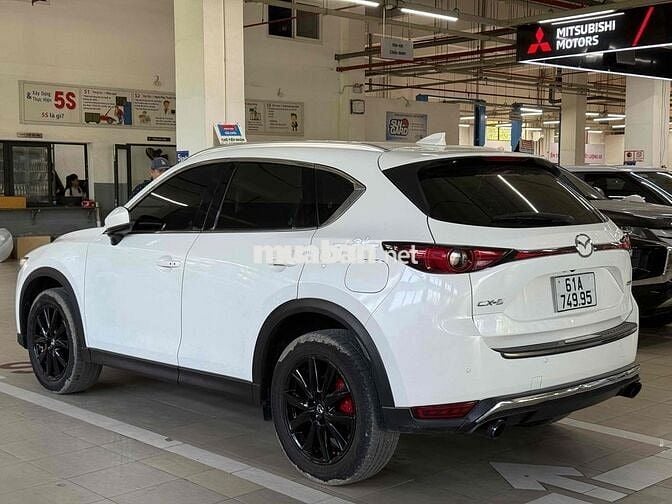 Mazda CX 5 2022 Luxury 2.0 AT - 74000 km