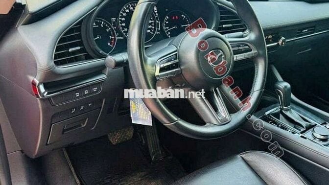 Xe Mazda 3 1.5L Luxury 2021 - màu đỏ đẹp sang