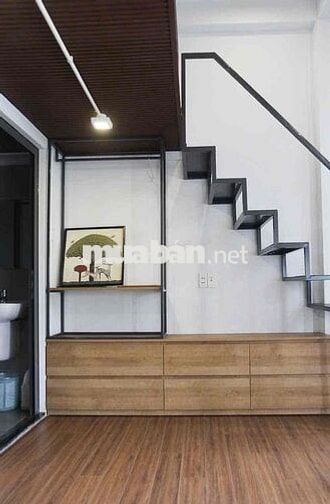 Cho Thuê Duplex Cao Cấp Bancony Nguyễn Cửu Vân Gần Ngã Tư Hàng Xanh