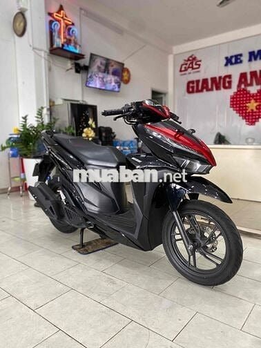 Honda Vario 150 đk 2021 màu đỏ đen BSTP chính chủ