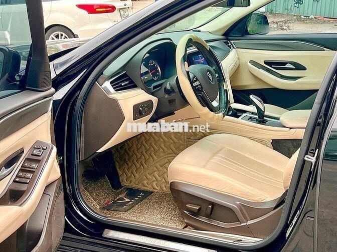 VinFast Lux A2.0 2019 - 37666 km