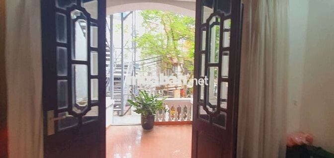 Bán Nhà Trích Sài Tây Hồ 220m2 m mặt tiền 10,5m 84,8 Tỷ