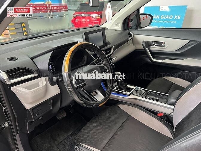 Veloz Cross 2022 CVT - 71000 km. Xe Nhập Indo