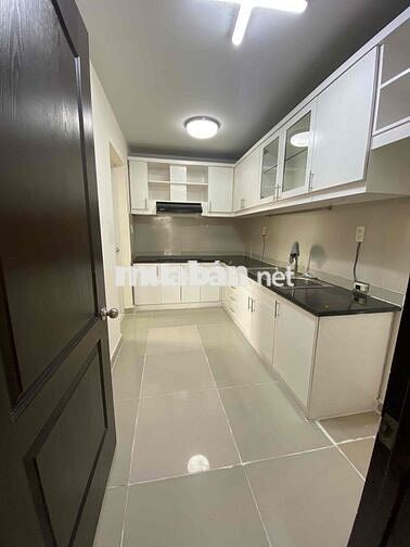 Cho thuê Chung cư Cảnh Viên 2 Khu Phú Mỹ Hưng. 120m2 - 3 PN