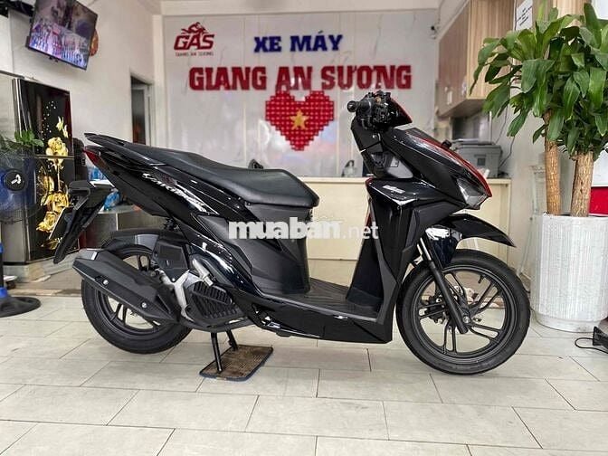 Honda Vario 150 đk 2021 màu đỏ đen BSTP chính chủ