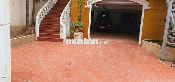Bán Nhà Trích Sài Tây Hồ 220m2 m mặt tiền 10,5m 84,8 Tỷ