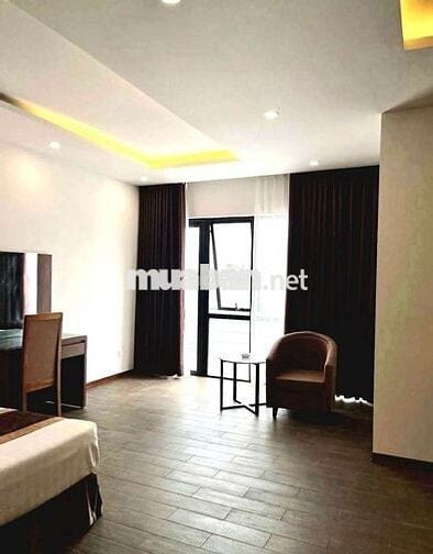 Bán Nhà Trích Sài Tây Hồ 220m2 m mặt tiền 10,5m 84,8 Tỷ