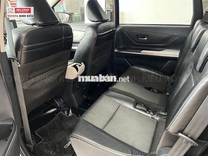 Veloz Cross 2022 CVT - 71000 km. Xe Nhập Indo