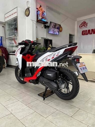 Honda Vario 150 đk 2021 màu trắng đỏ chính chủ