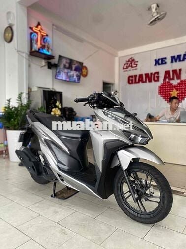 Honda Vario 150 đk 2020 màu bạc nhám BSTP