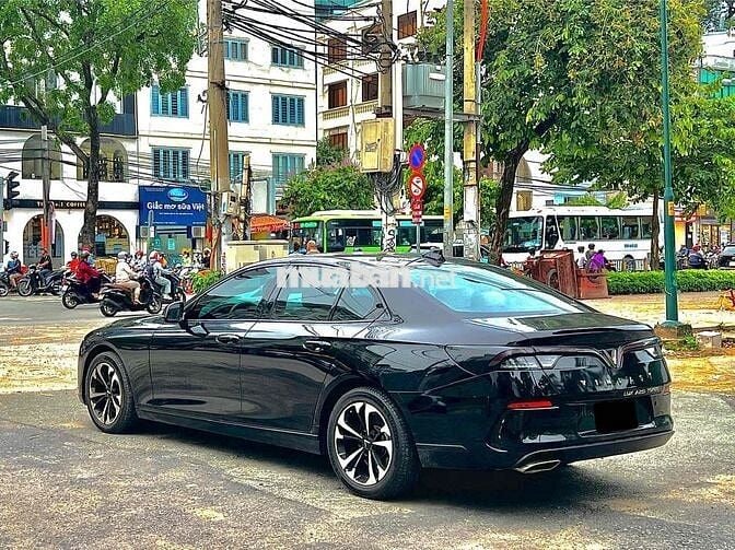 VinFast Lux A2.0 2019 - 37666 km