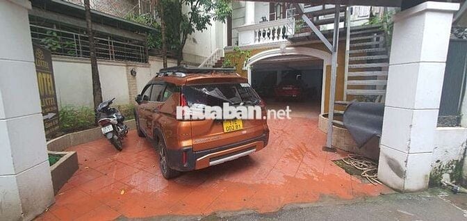 Bán Nhà Trích Sài Tây Hồ 220m2 m mặt tiền 10,5m 84,8 Tỷ