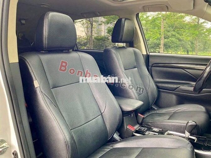 Mitsubishi Outlander 2.4 CVT Premium 2019