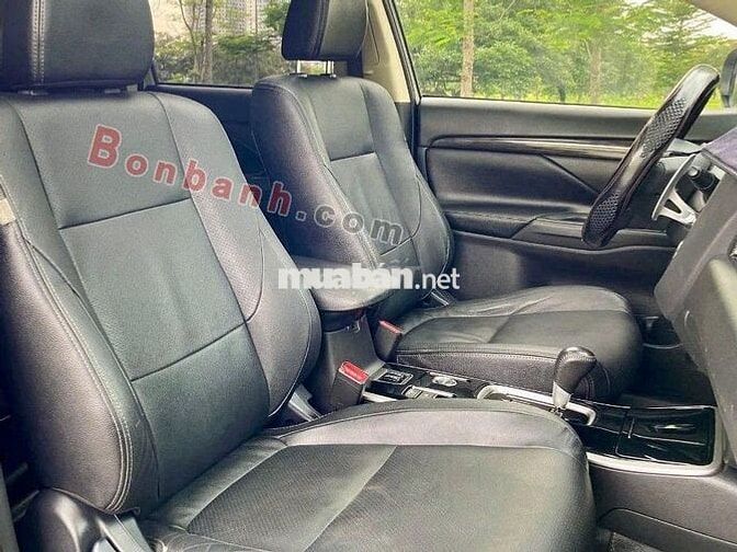 Mitsubishi Outlander 2.4 CVT Premium 2019