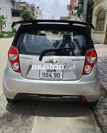 SPARK  2016 xe gia đình 5 chỗ